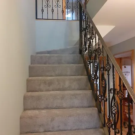 Bed & Breakfast Jordan's Drum Haven B&b, Knock 5*