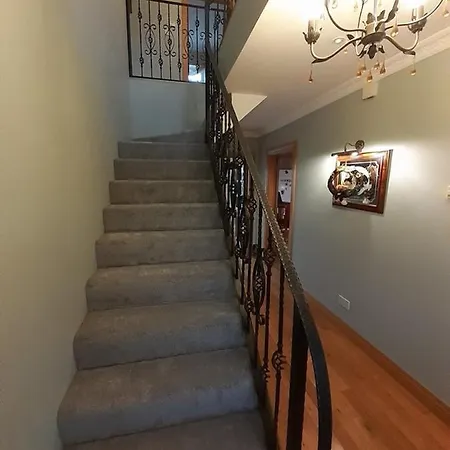 Jordan's Drum Haven B&b, Knock Knock (Mayo)